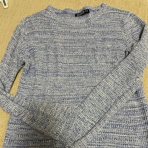 Cotton on size small blue white sweater